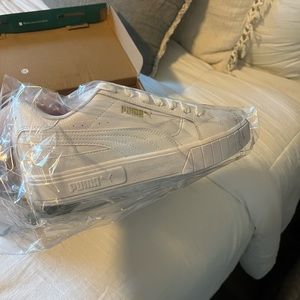 Puma cali star size 10.5